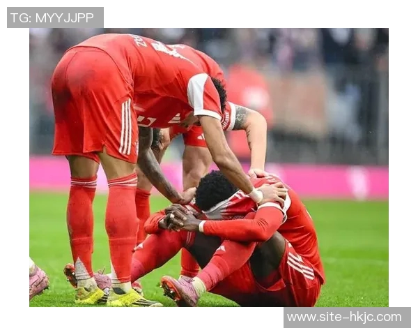 拜仁右后卫莱默尔因左小腿肌肉纤维撕裂预计缺阵三至四周